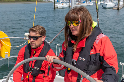 yachting sailing courses uk